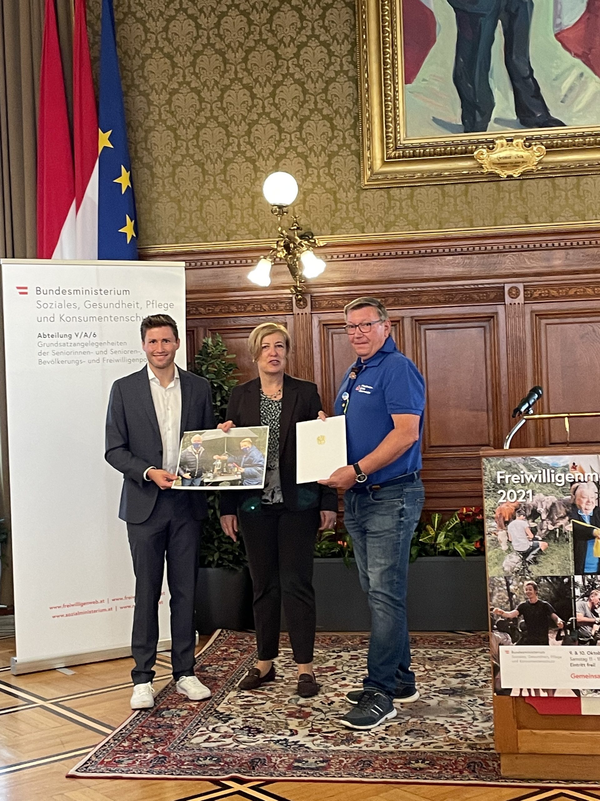 Auszeichnung für die Pfadfinder-Gilde Österreichs im Wiener Rathaus im Rahmen der 9. Wiener Freiwilligenmesse