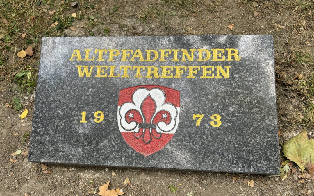 Gedenkstein Altpfadfinder Welttreffen 1973. Foto: Bernhard Müller